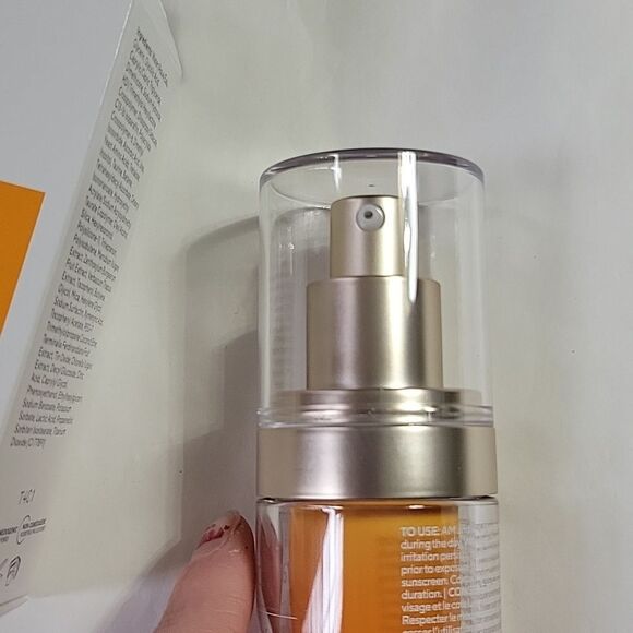 Murad Vita-C Glycolic Serum - NIB - Picture 6 of 6